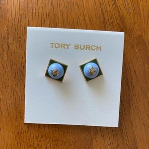 NWT Tory Burch stacked logo stud earrings